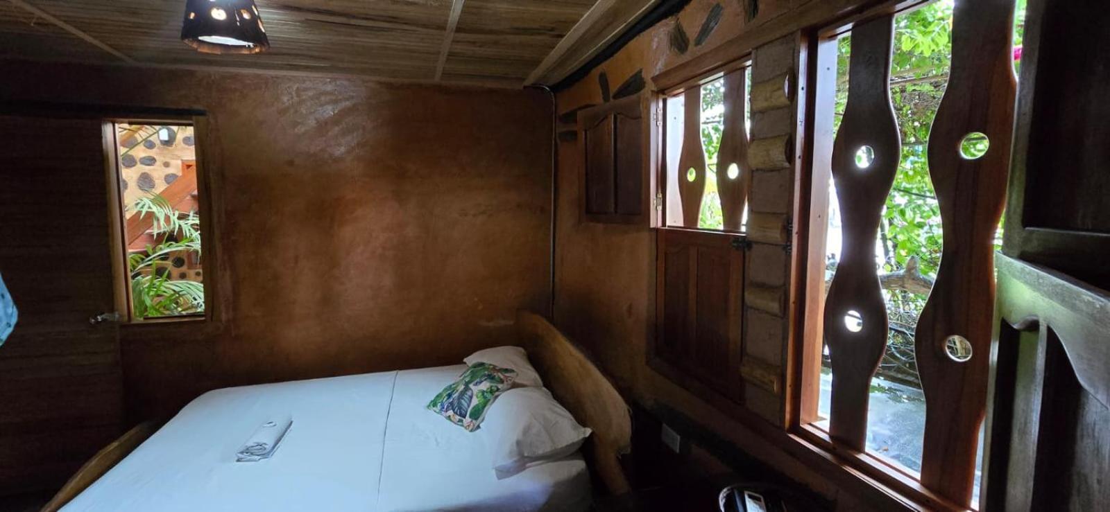 Hotel Cabana Guainiana Inirida ภายนอก รูปภาพ