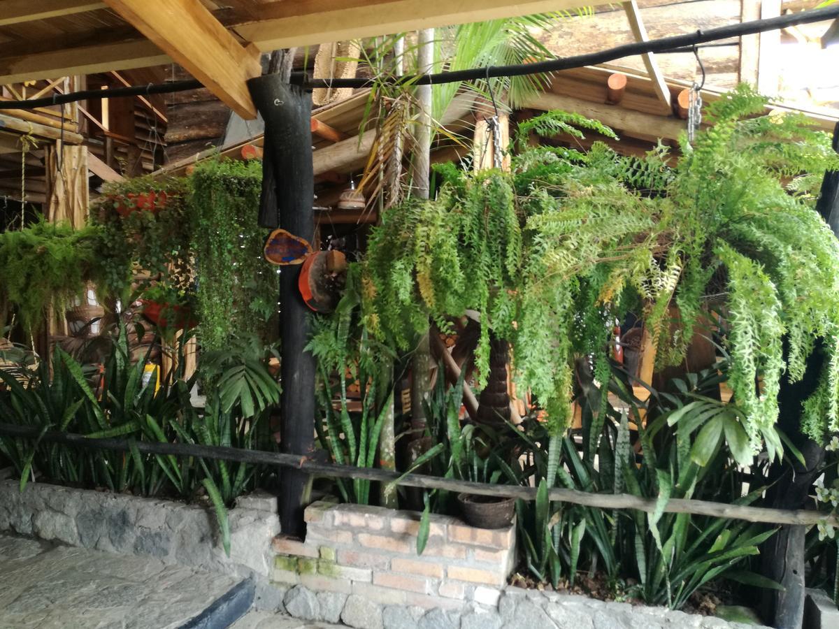 Hotel Cabana Guainiana Inirida ภายนอก รูปภาพ