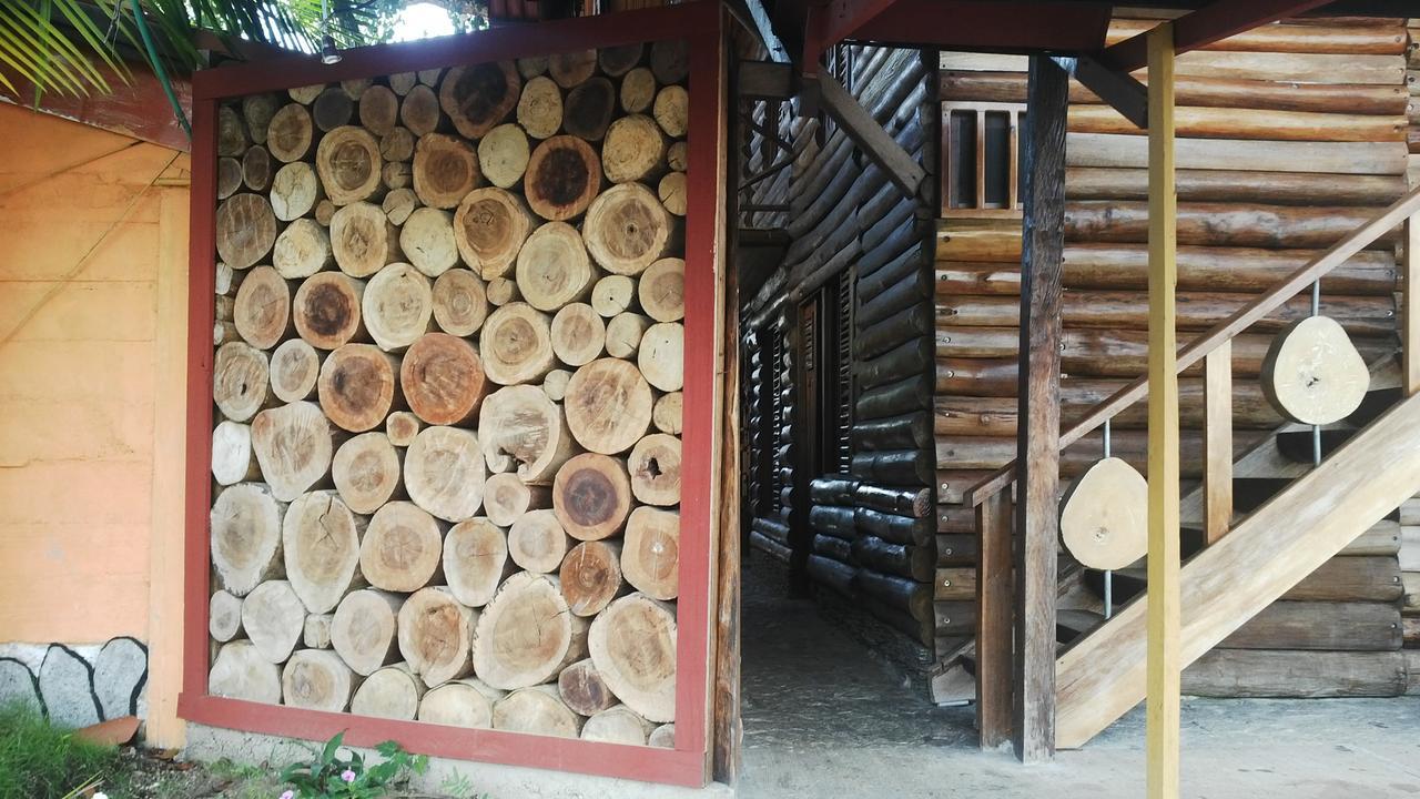 Hotel Cabana Guainiana Inirida ภายนอก รูปภาพ