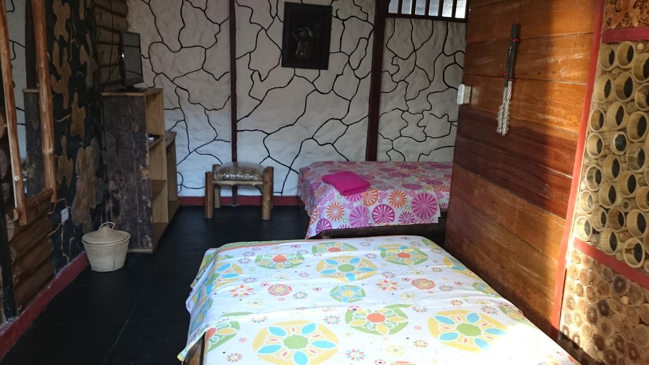 Hotel Cabana Guainiana Inirida ภายนอก รูปภาพ